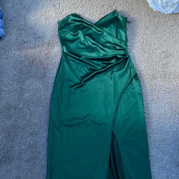 Windsor Dresses Emerald Green Dress Poshmark